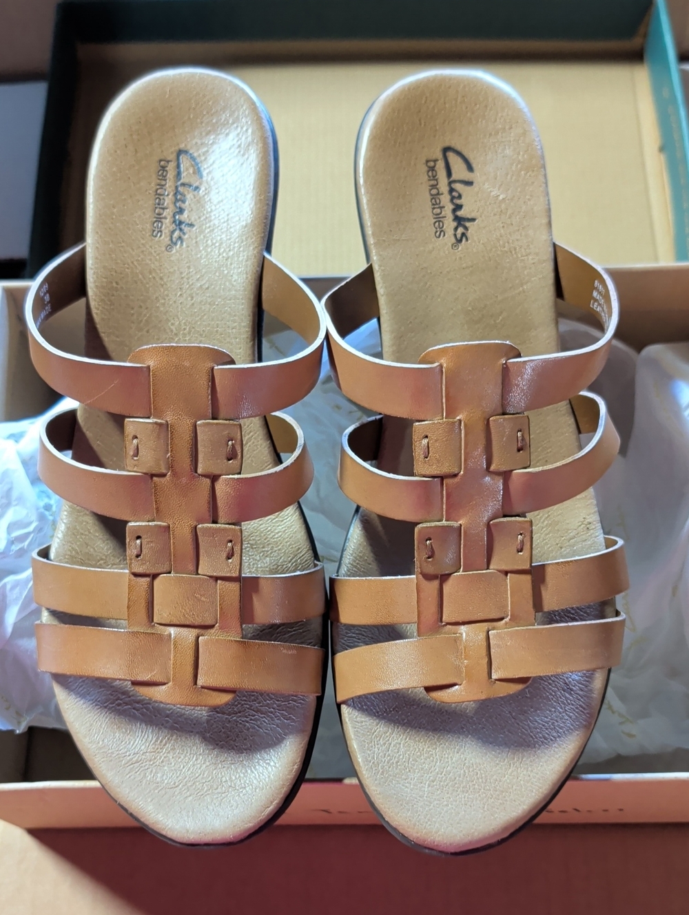 Clarks Bendables Carrie Beth Women's Tan Leather Multi-Strap Heels